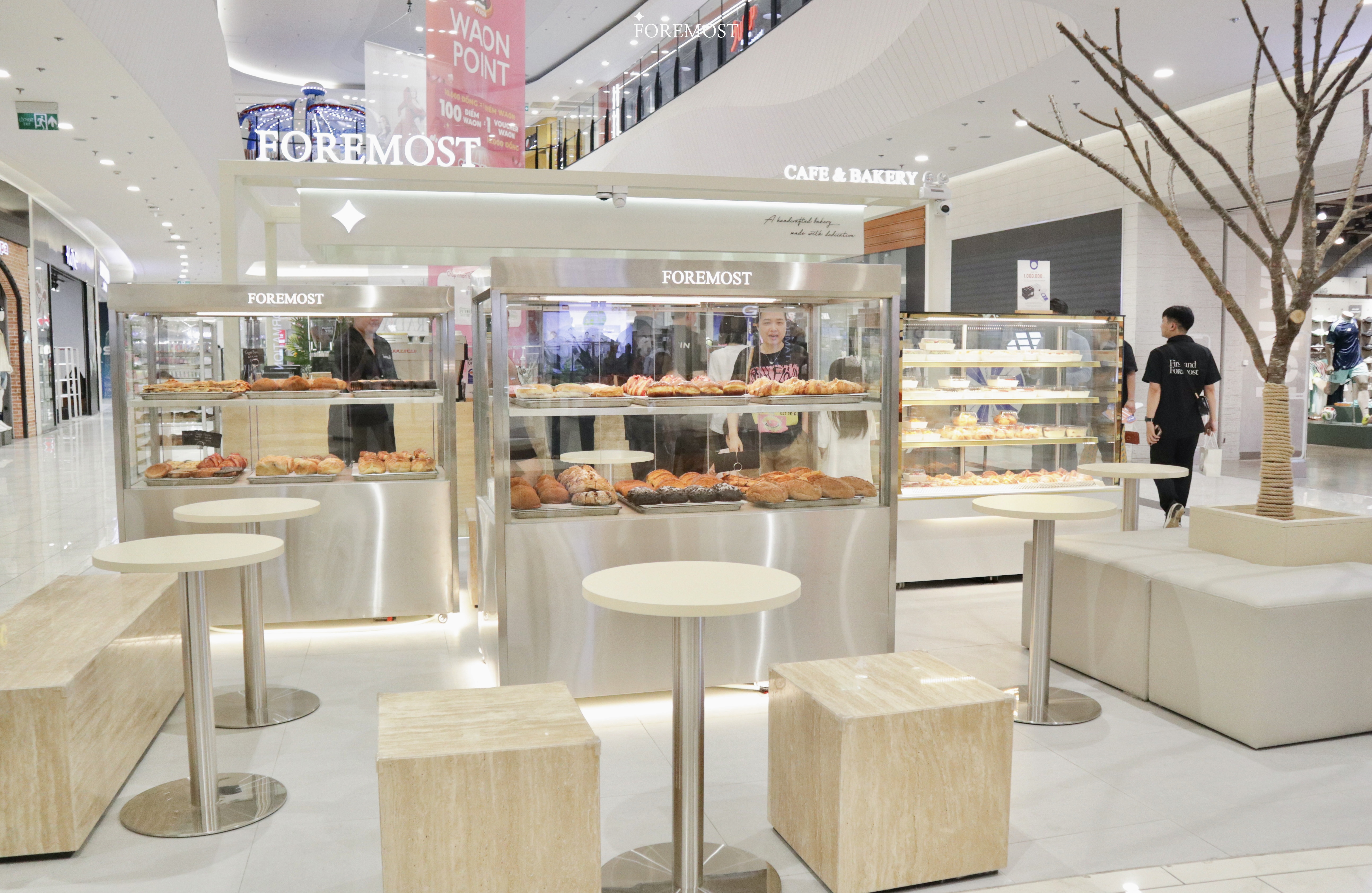 Kh&ocirc;ng gian cửa h&agrave;ng Foremost tại Aeon Mall H&agrave; Đ&ocirc;ng 